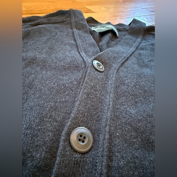 VTG Eddie Bauer Mens Size L Cotton Cashmere Cardigan Gray V Neck Button Grandpa - Picture 7 of 16